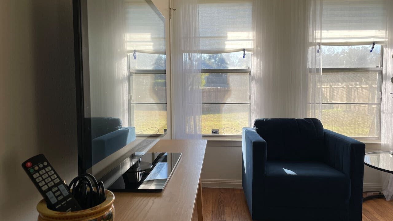 Photo of Livingroom in Georgian Acres