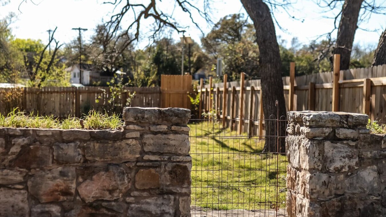 Photo of Outdoor in Georgian Acres