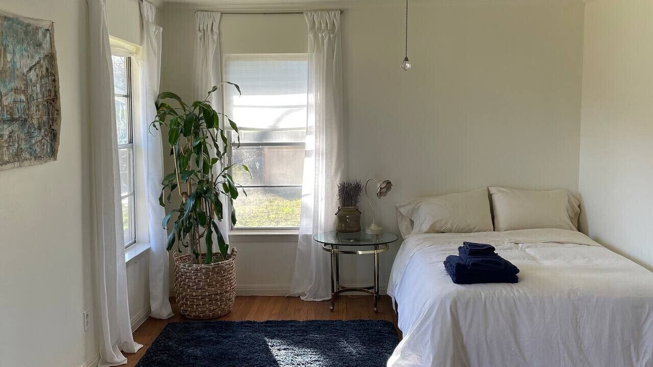 Photo of Bedroom in Georgian Acres