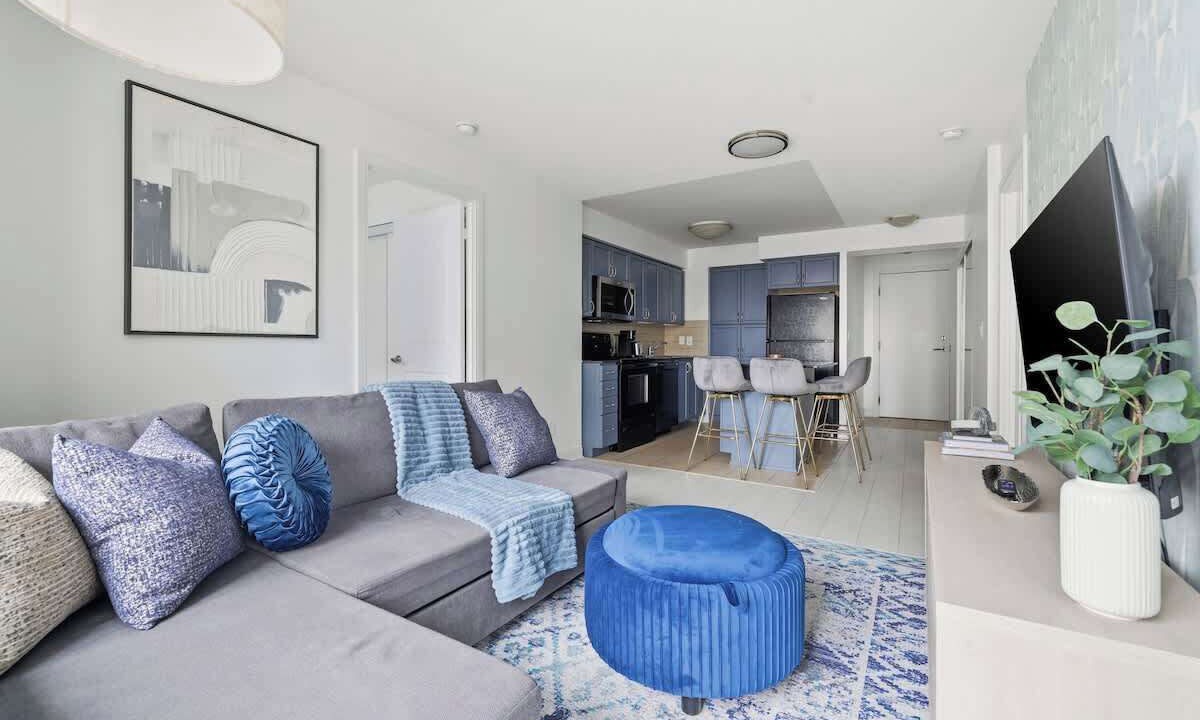 Photo of Livingroom in Downtown Mississauga