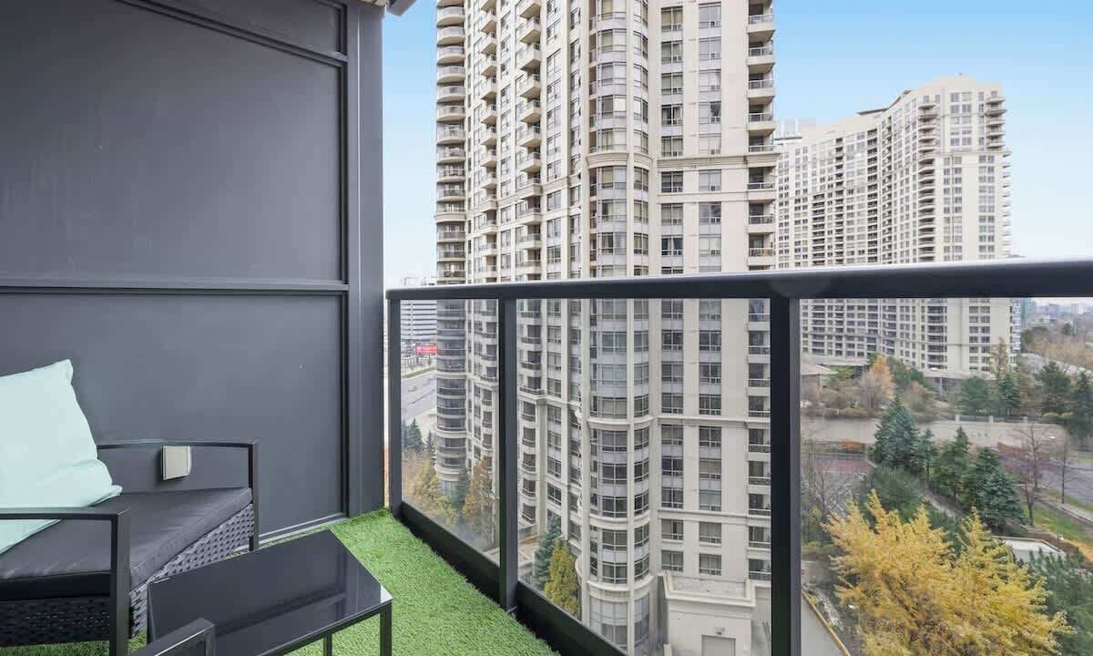 Photo of Outdoor in Downtown Mississauga