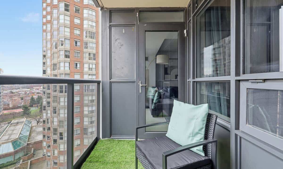 Photo of Outdoor in Downtown Mississauga