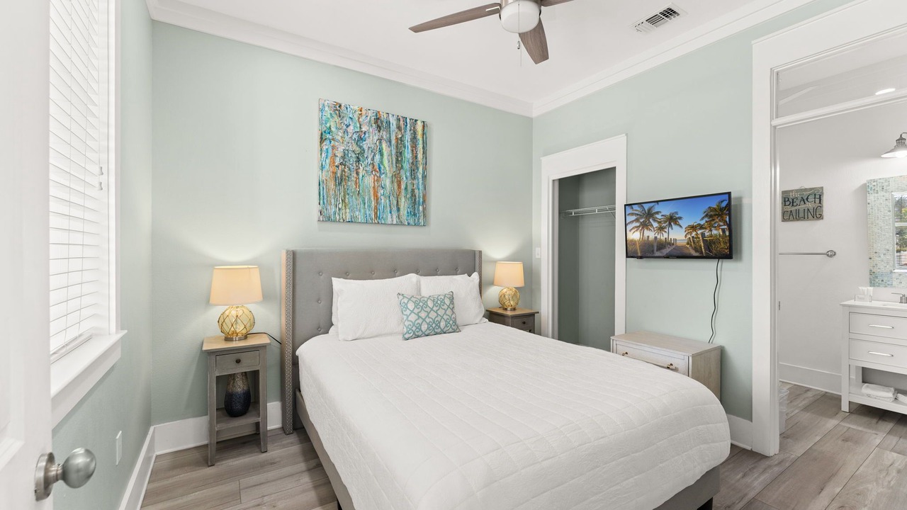 Photo of Bedroom in Delos