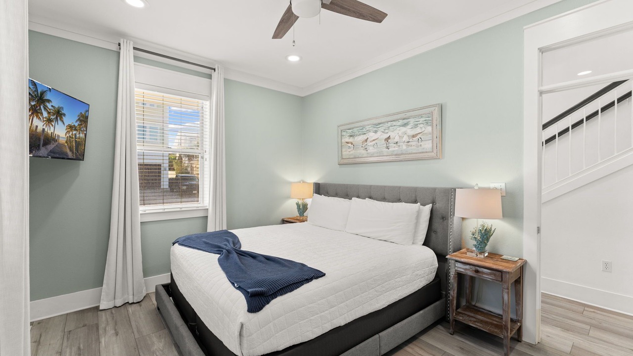 Photo of Bedroom in Delos