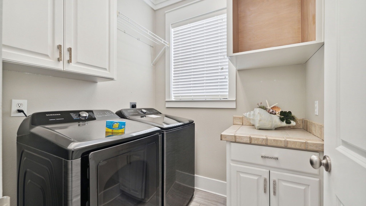 Photo of Others in Delos