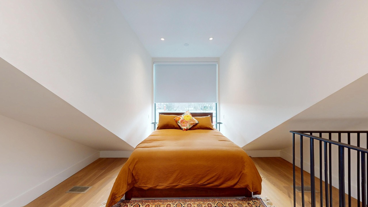 Photo of Bedroom in Newtonbrook