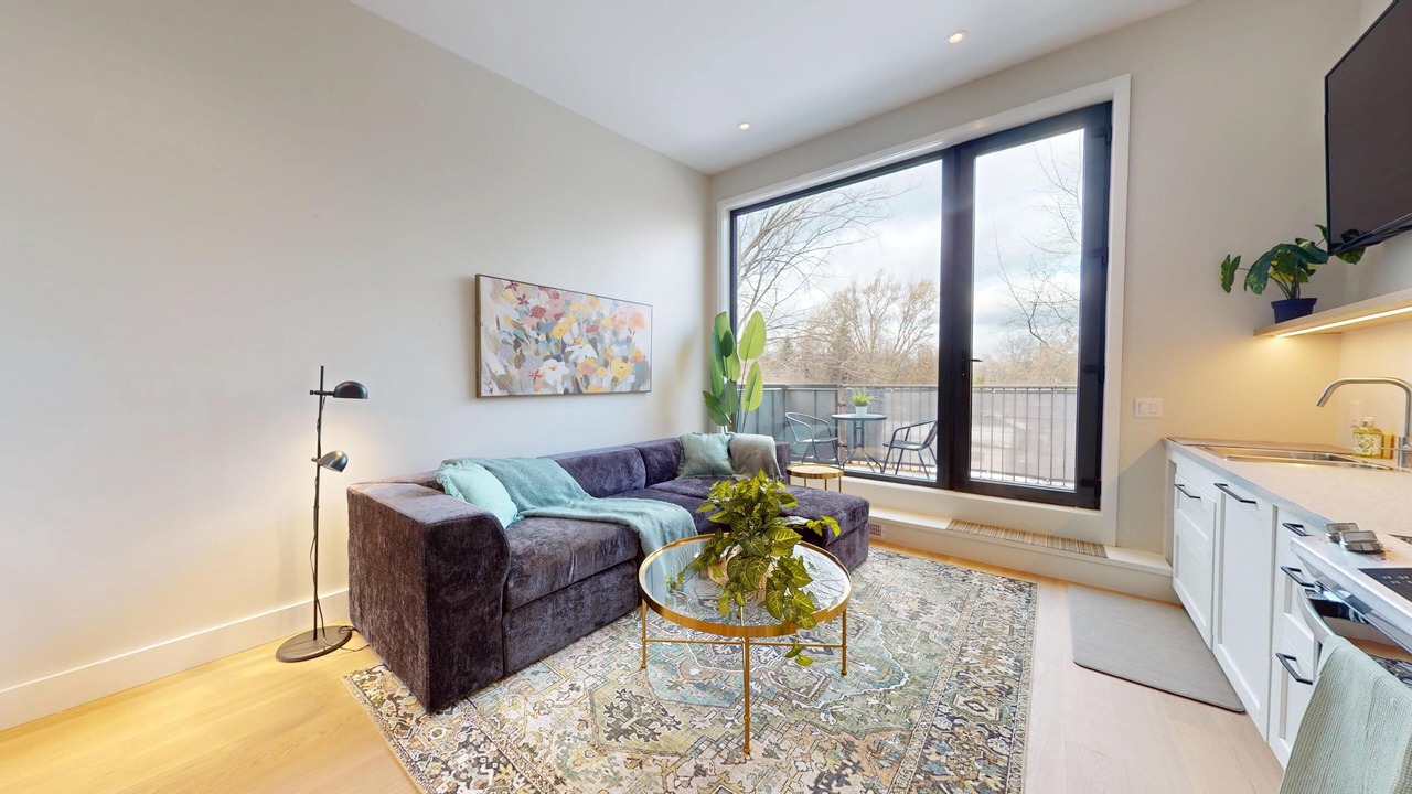 Photo of Livingroom in Newtonbrook