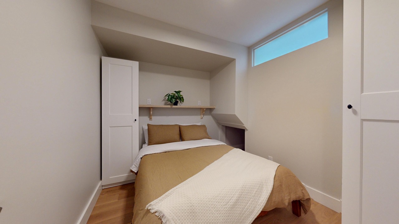 Photo of Bedroom in Newtonbrook