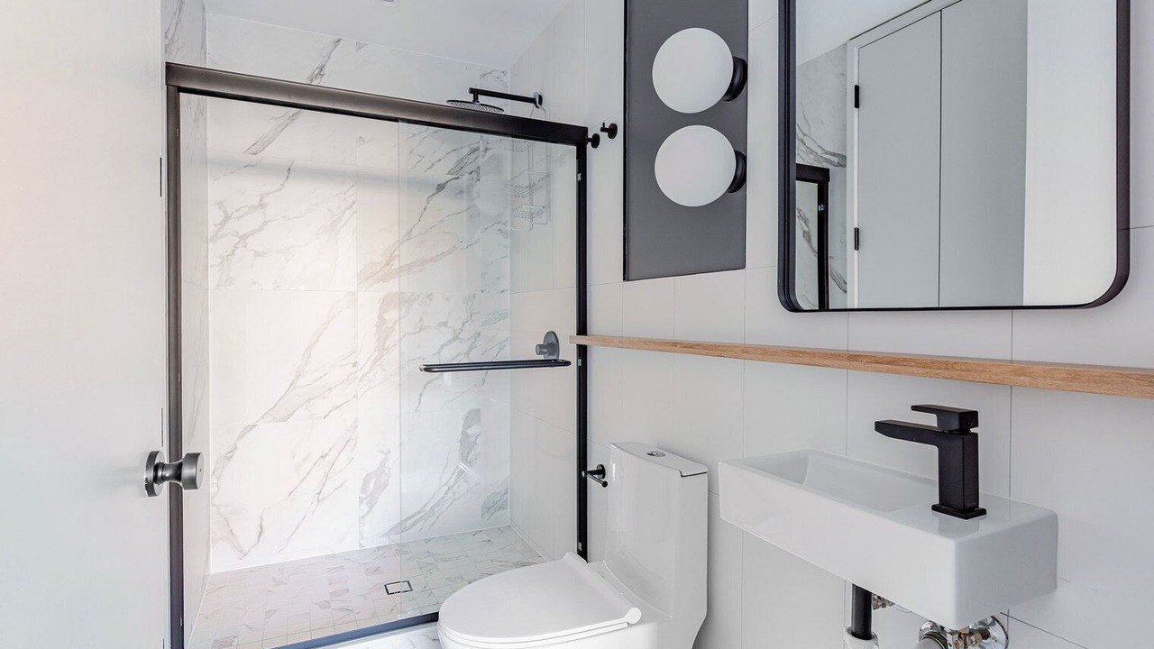 Photo of Bathroom in Greenpoint