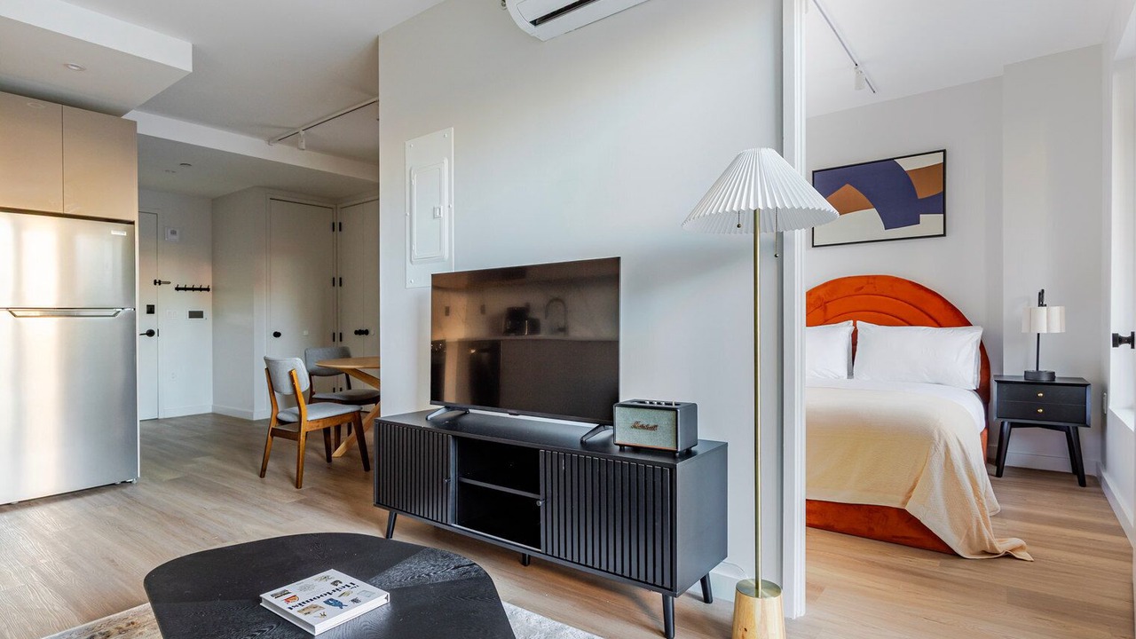 Photo of Bedroom in Greenpoint