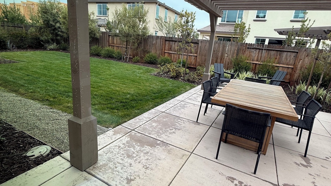 Photo of Outdoor in Peters
