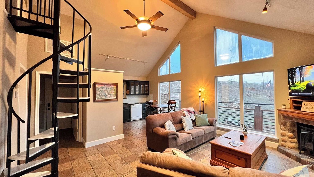 Photo of Livingroom in Medicine Park
