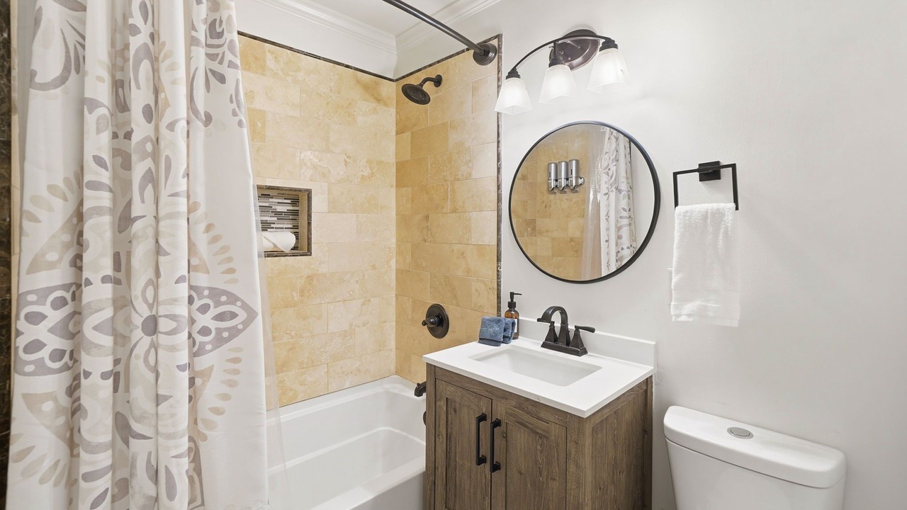 Photo of Bathroom in Buford Highway