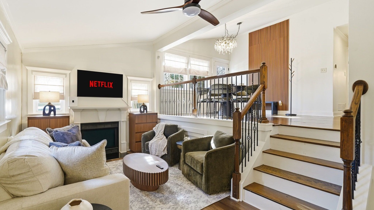 Photo of Livingroom in Buford Highway