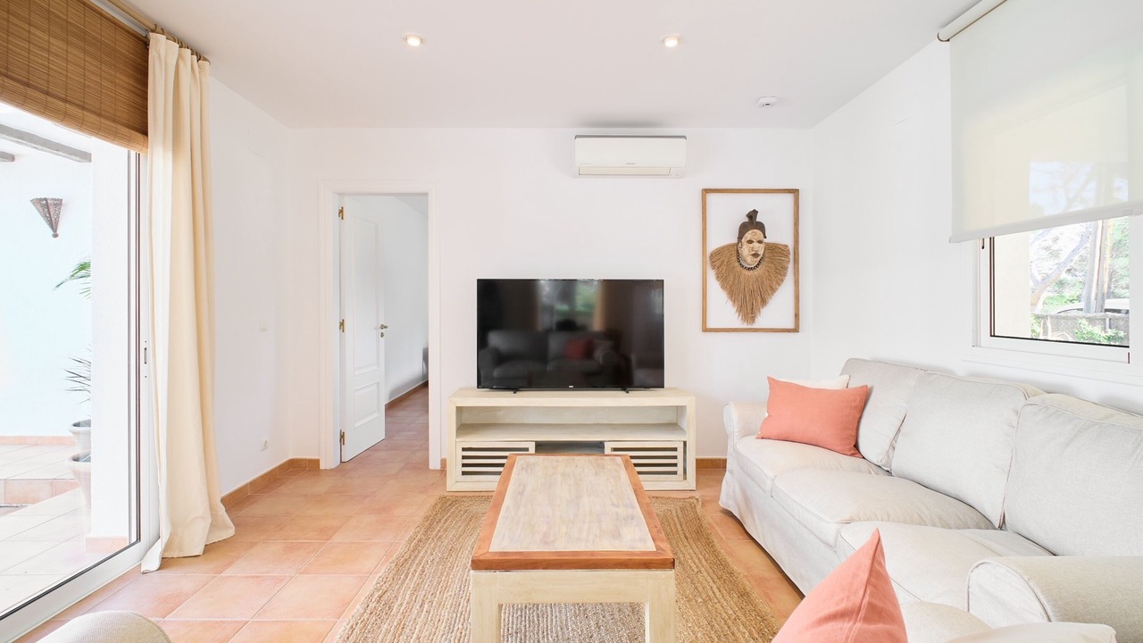 Photo of Livingroom in L Almadrava