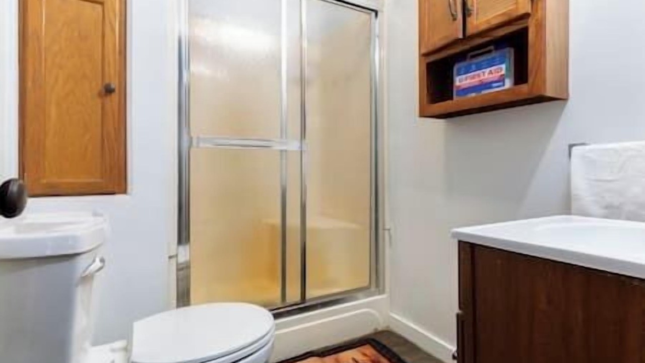 Photo of Bathroom in DeKalb