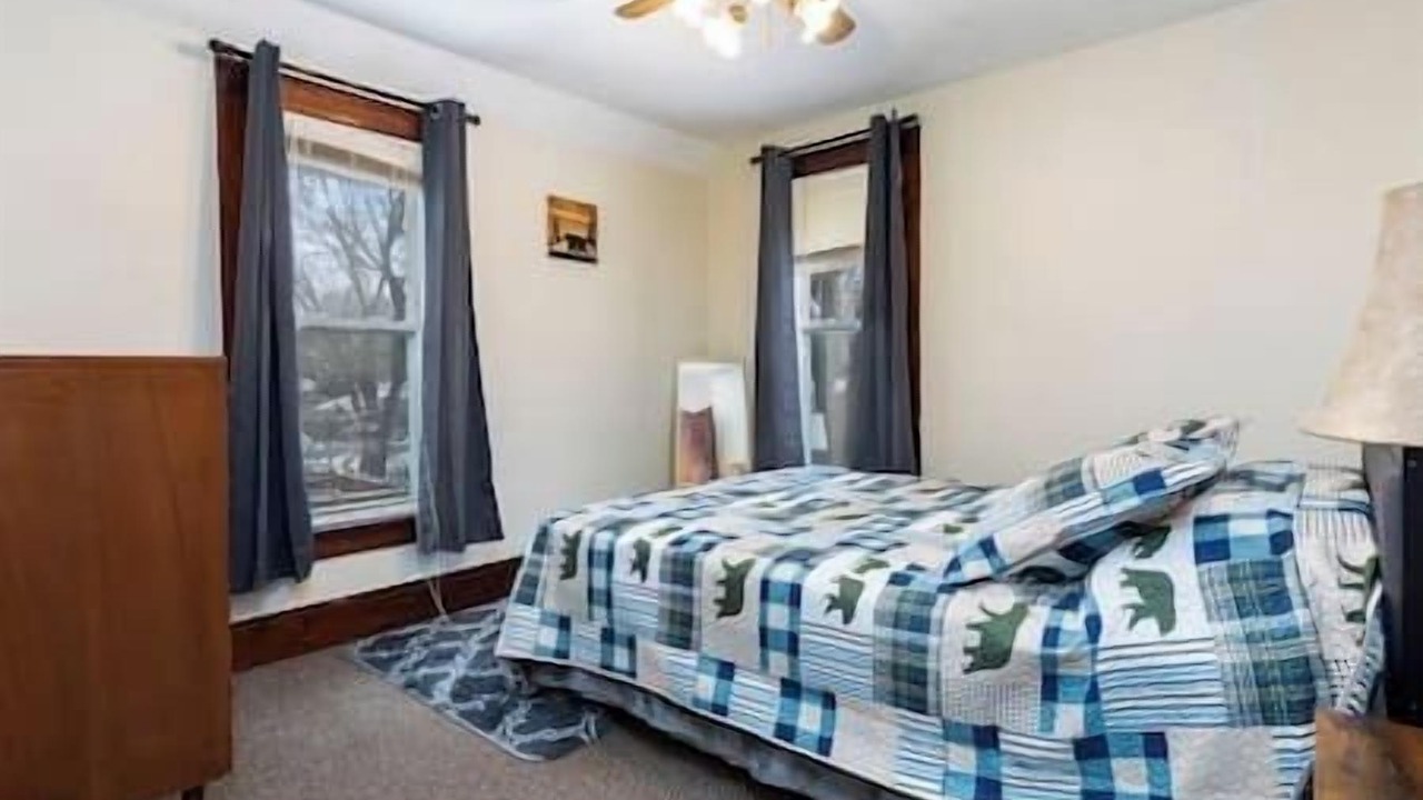 Photo of Bedroom in DeKalb