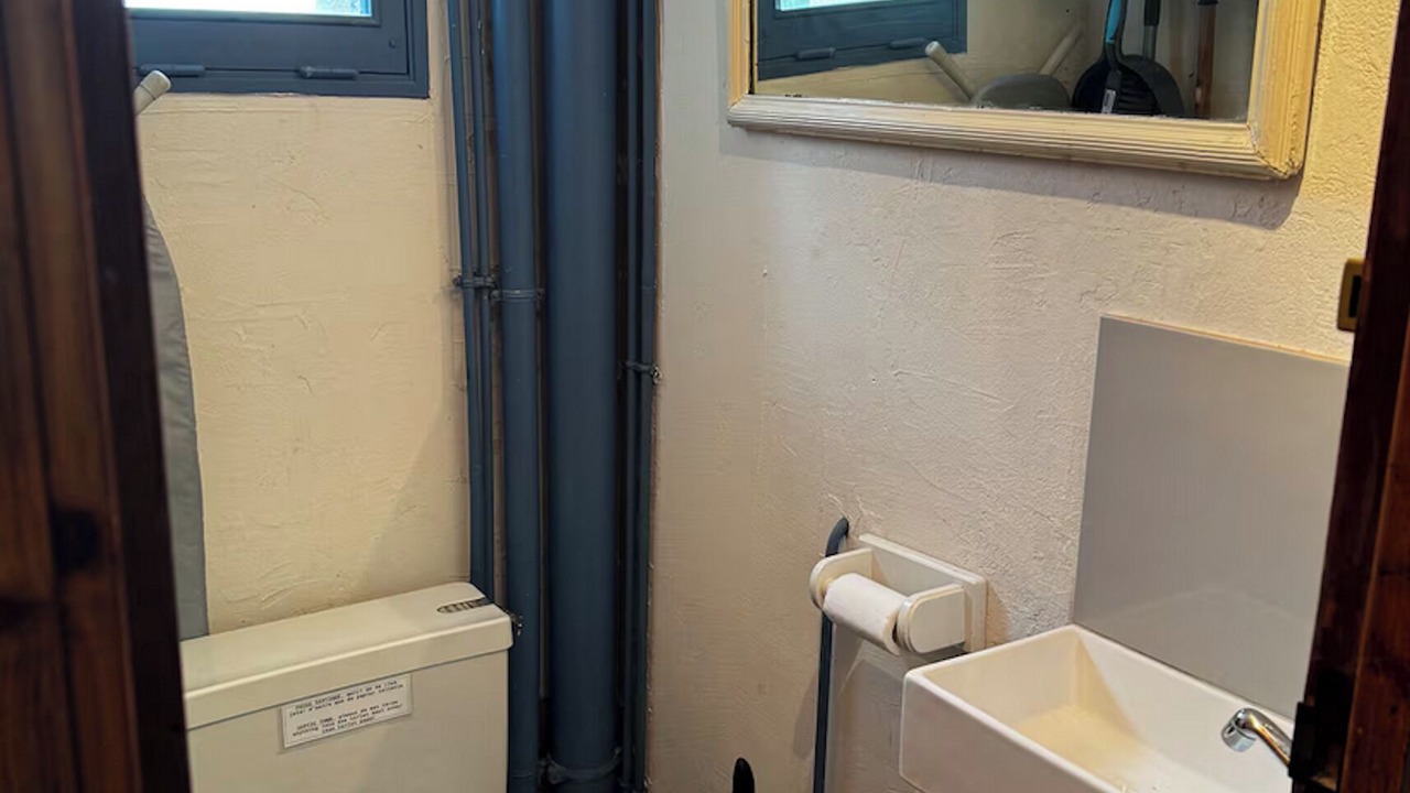 Photo of Bathroom in Gaudreville-la-Riviere