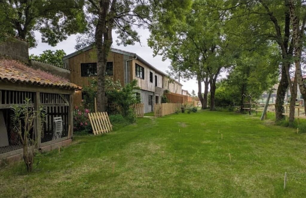 Photo of Outdoor in Saint-Hilaire-la-Palud
