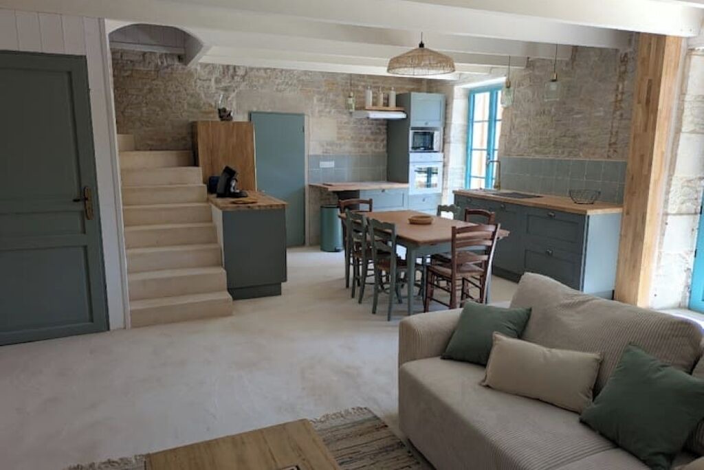 Photo of Livingroom in Saint-Hilaire-la-Palud