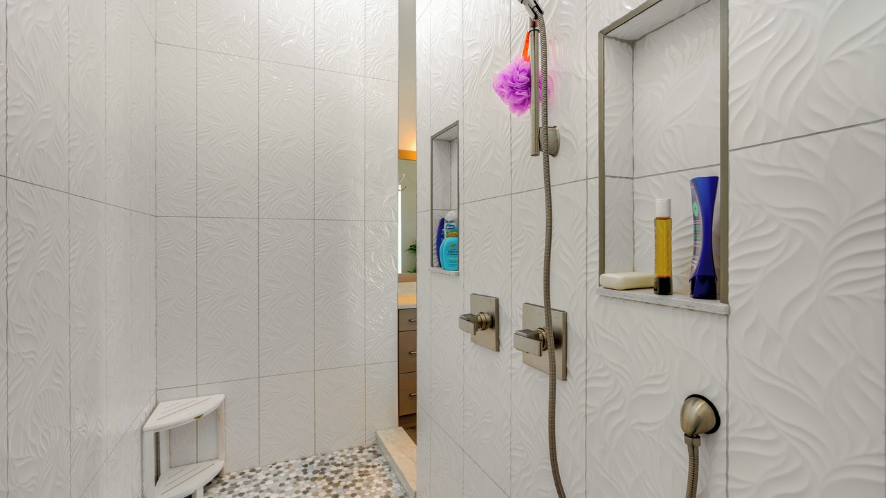 Photo of Bathroom in Cape Harbour