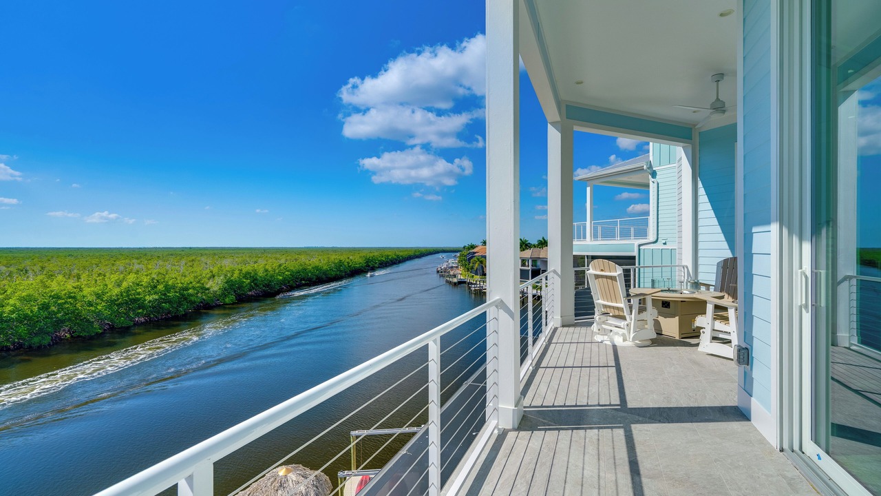 Photo of Others in Cape Harbour