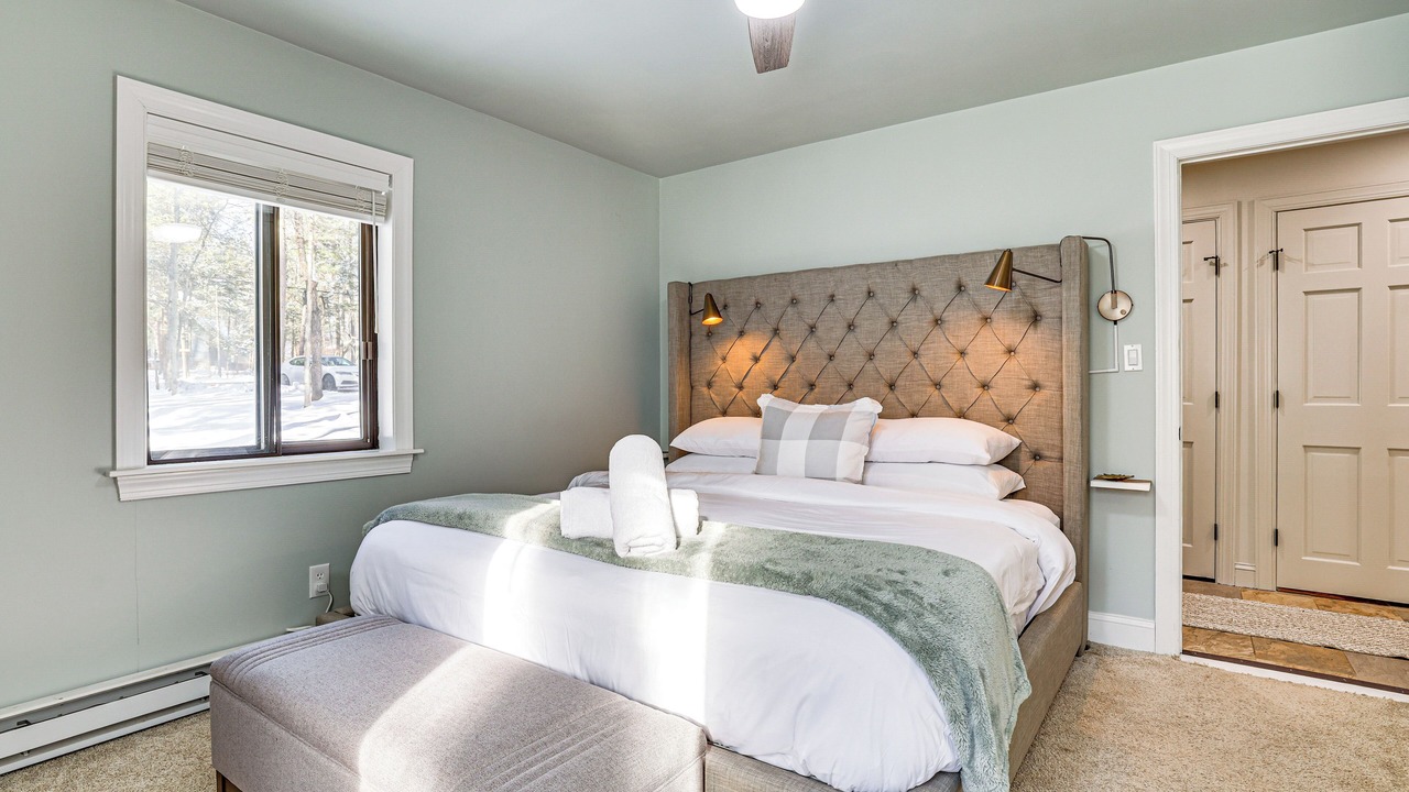 Photo of Bedroom in Pocono Pines