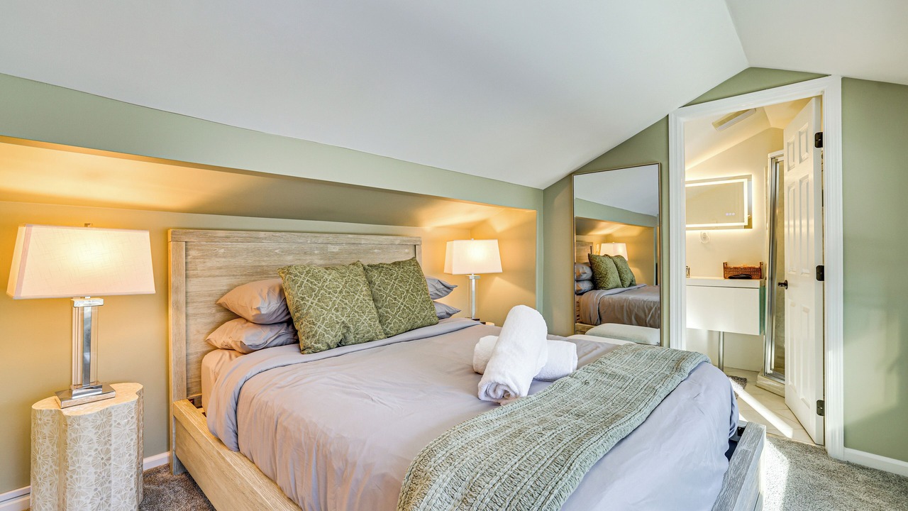 Photo of Bedroom in Pocono Pines