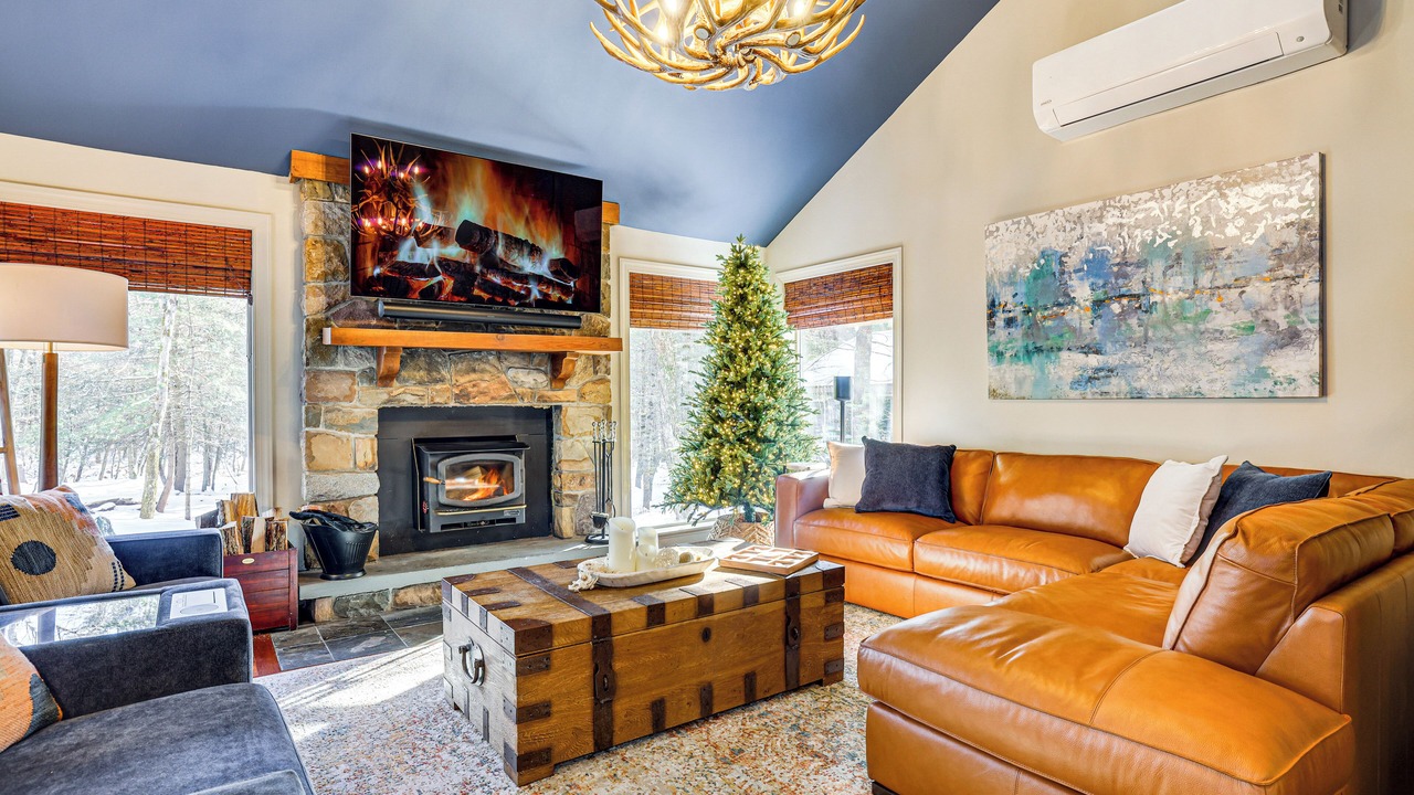 Photo of Bedroom in Pocono Pines