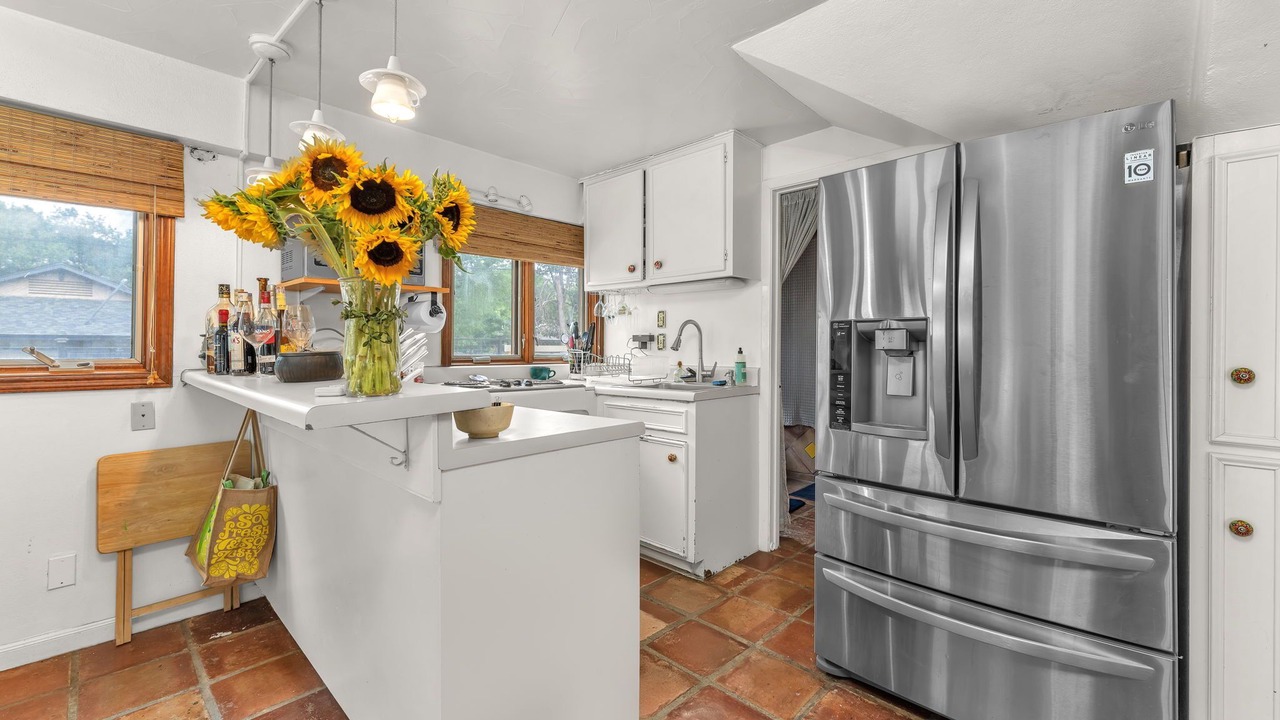 Photo of Kitchen in Oak Park - Northwood