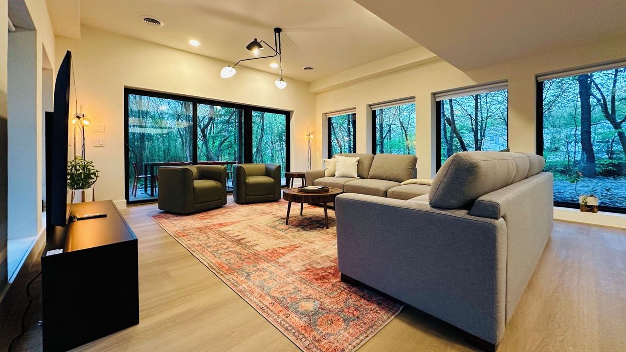 Photo of Others in Ithaca