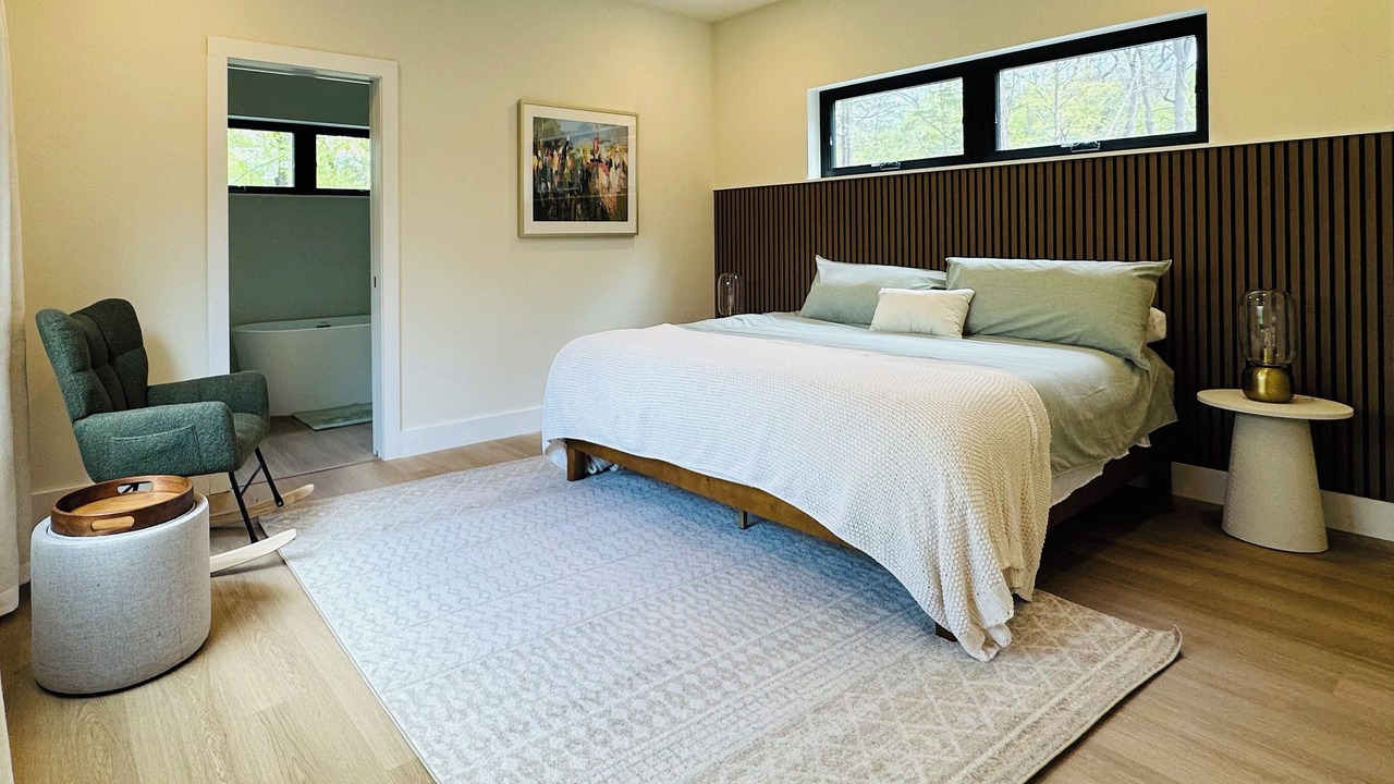 Photo of Bedroom in Ithaca