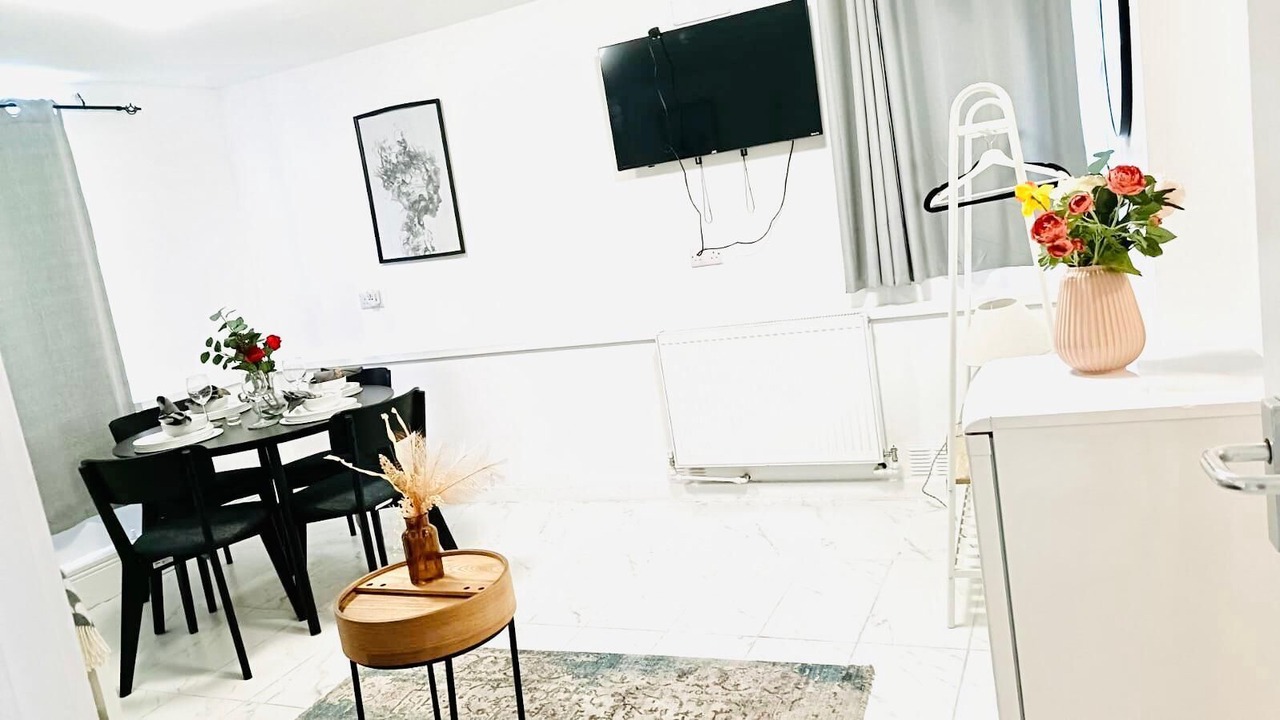 Photo of Others in Tufnell Park