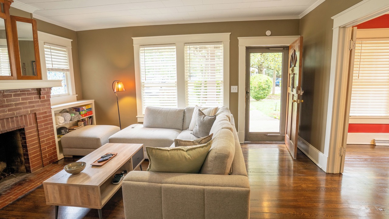 Photo of Livingroom in Greensboro