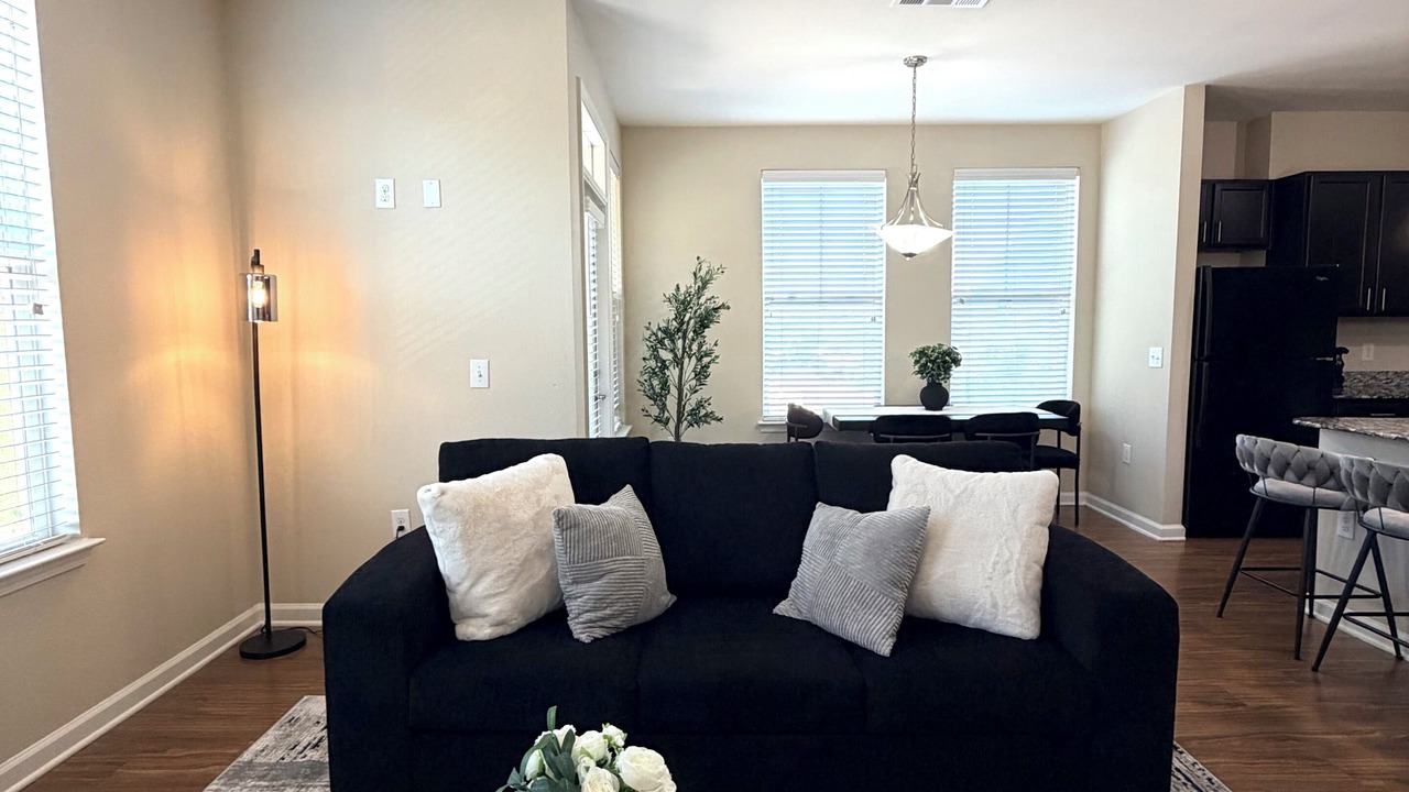 Photo of Livingroom in Cypress