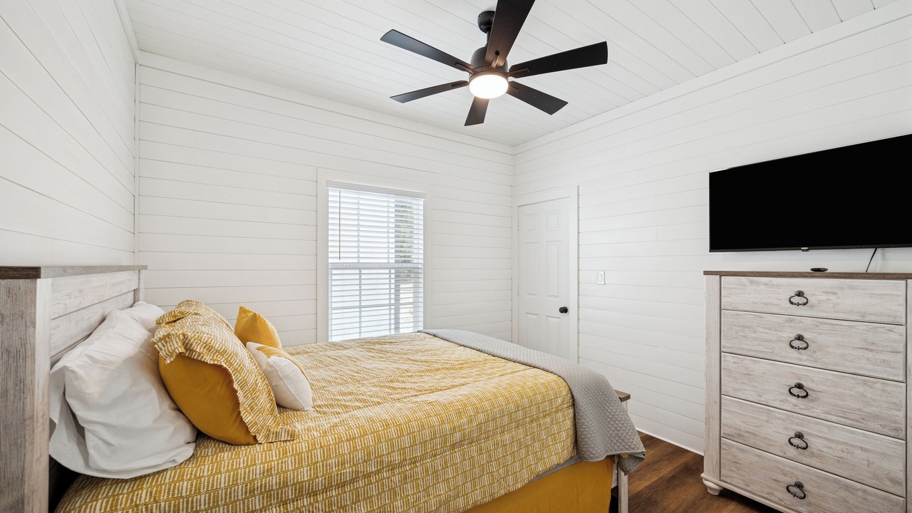 Photo of Bedroom in Plantersville
