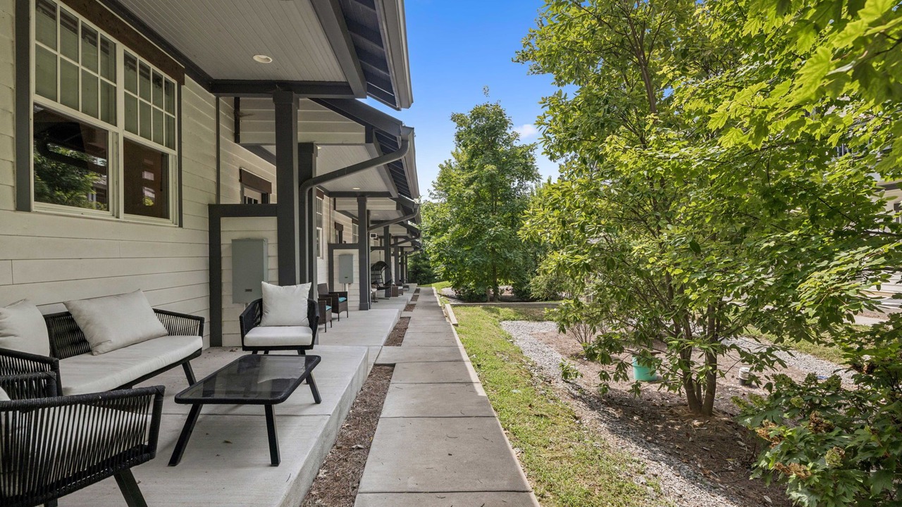 Photo of Patio Balcony in Woodland in Waverly