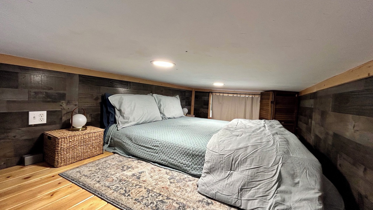 Photo of Bedroom in Everett