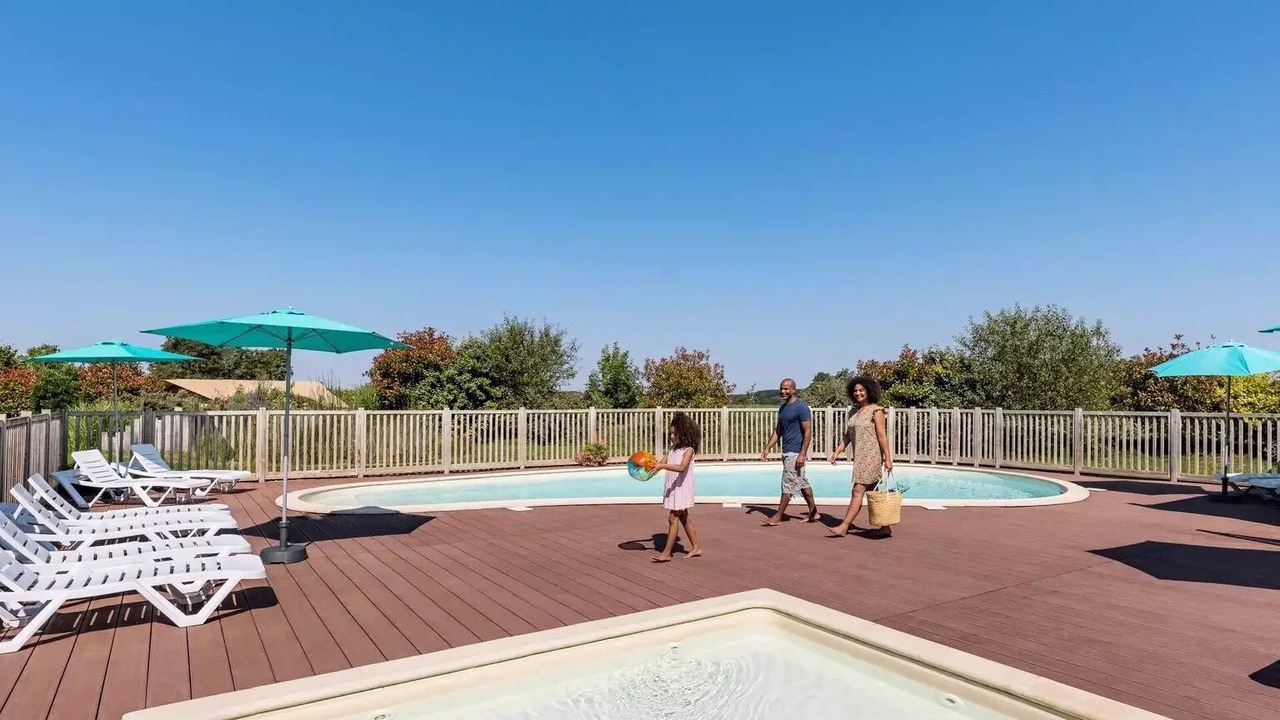 Photo of Outdoor in Pressac