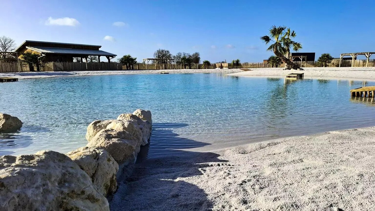 Photo of Others in Pressac