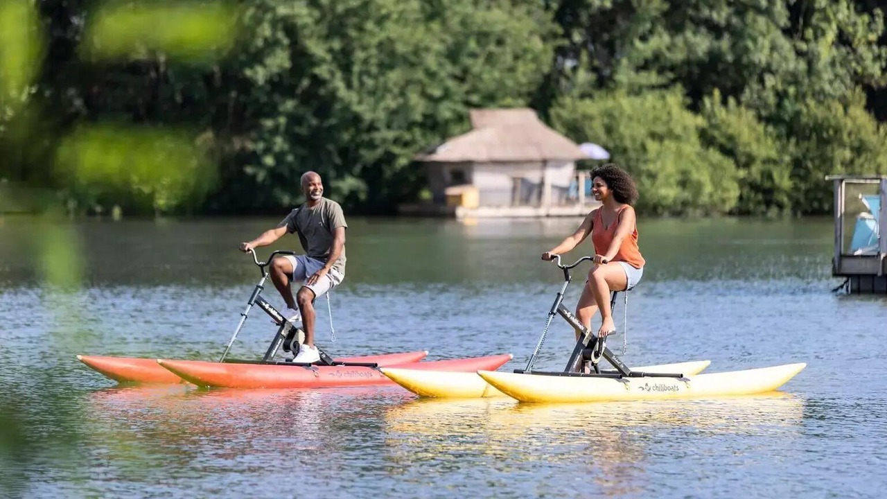 Photo of Others in Pressac