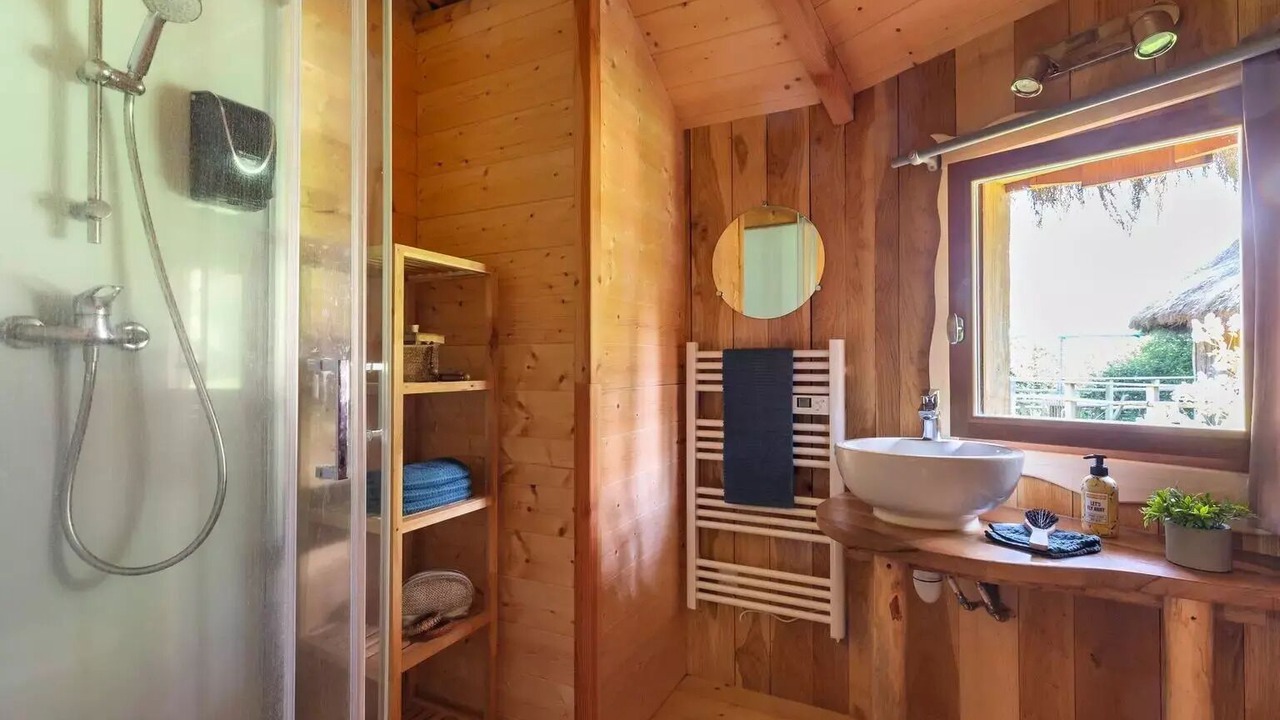 Photo of Bathroom in Pressac