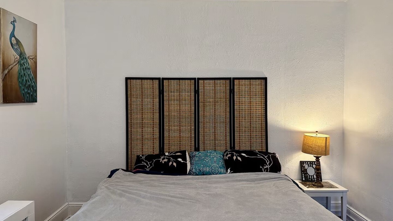 Photo of Bedroom in Edgewater