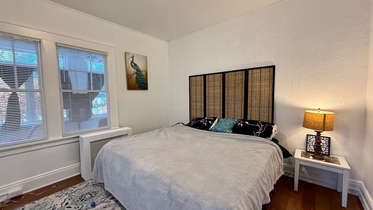 Photo of Bedroom in Edgewater