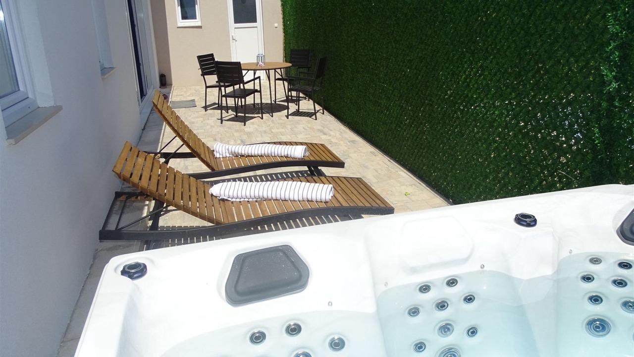 Photo of Patio Balcony in Pristeg
