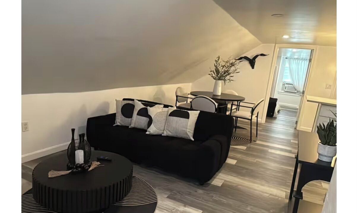 Photo of Livingroom in Providence