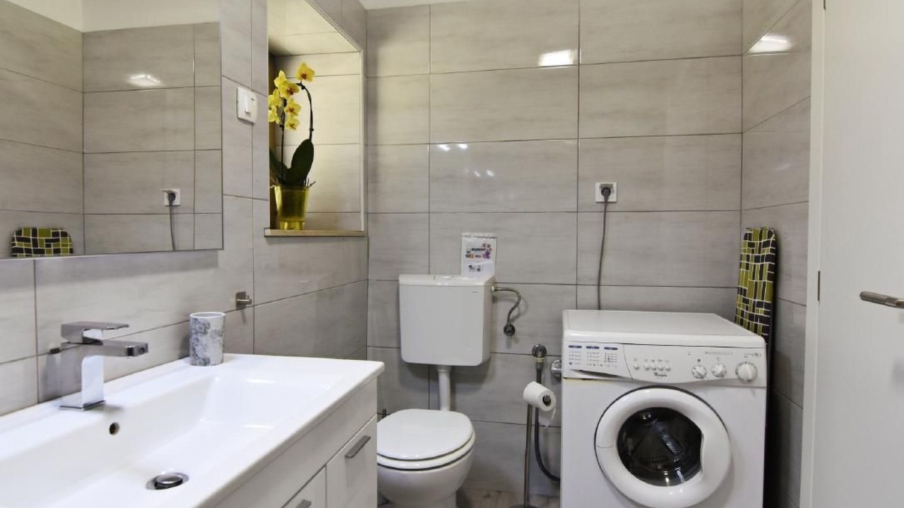 Photo of Bathroom in Murine