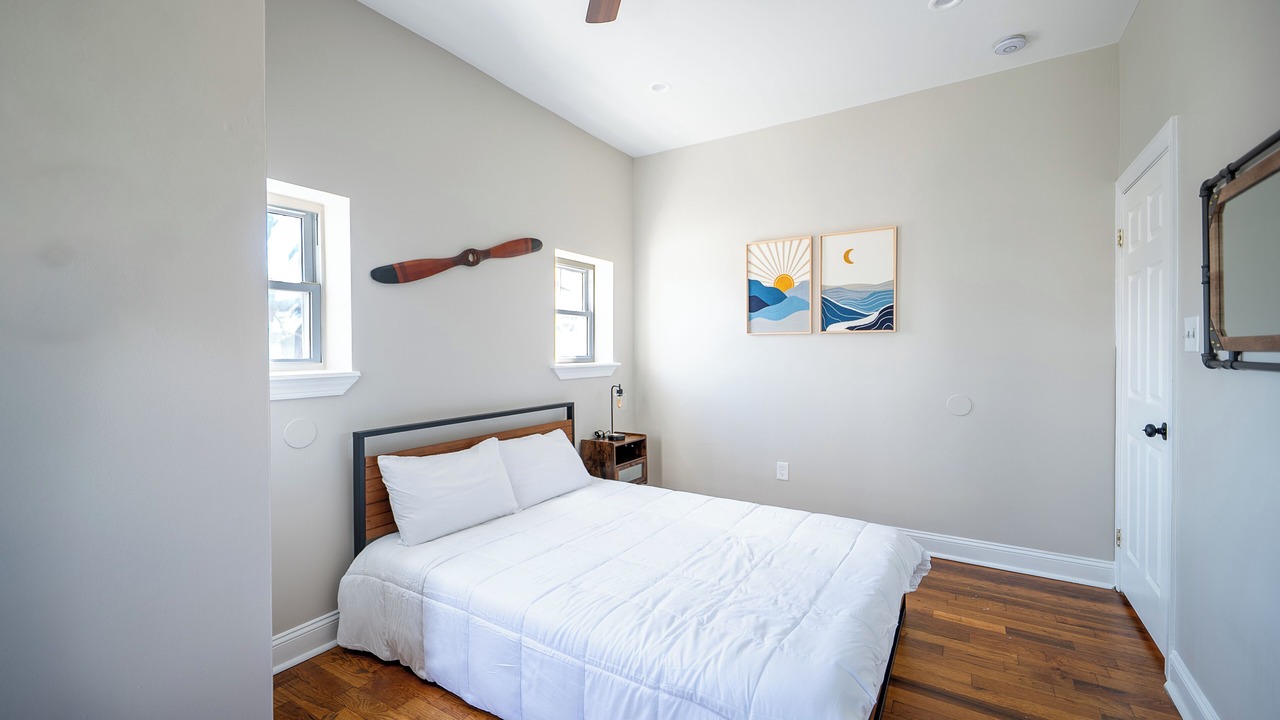 Photo of Bedroom in Fairmount