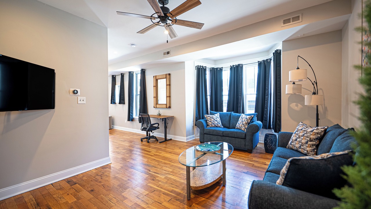 Photo of Livingroom in Fairmount