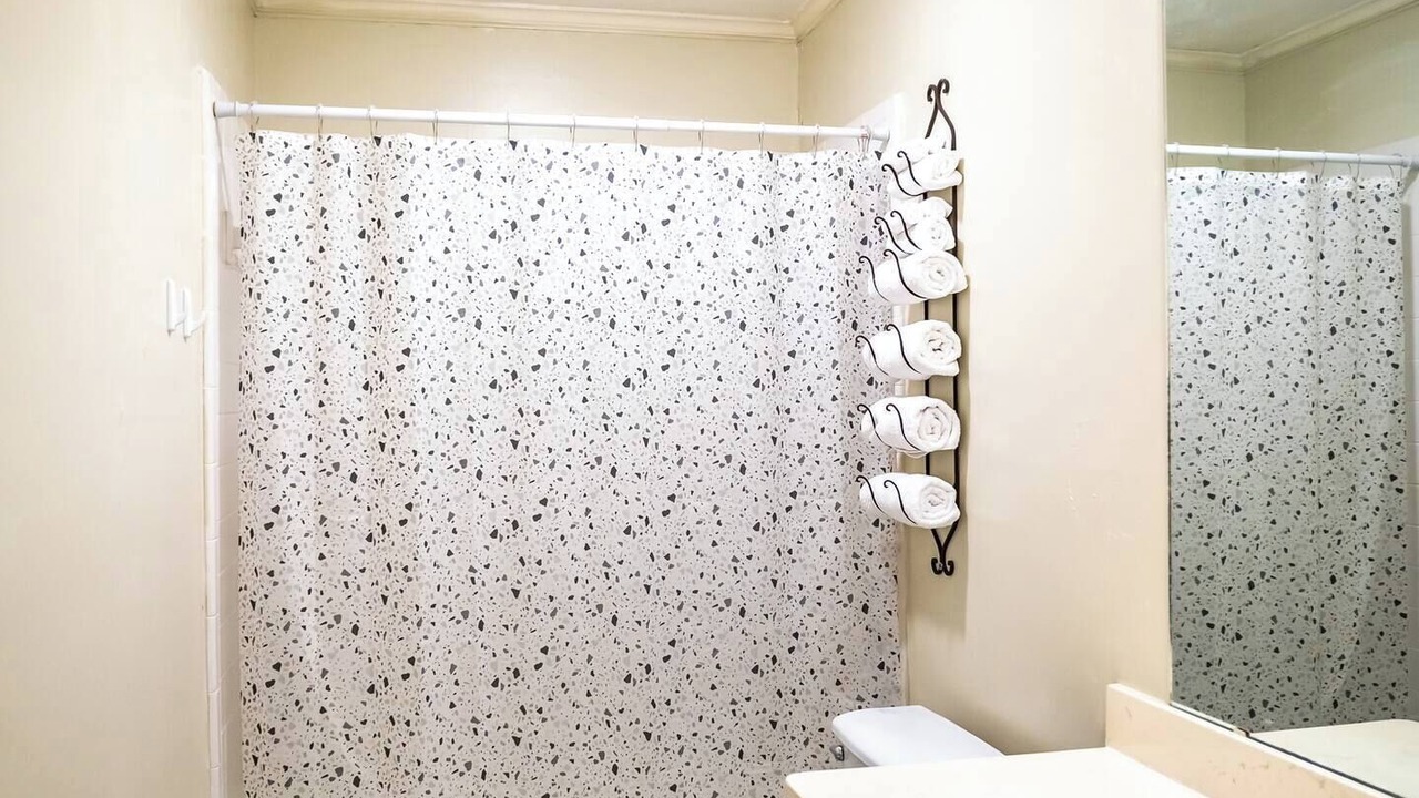 Photo of Bathroom in Northeast Carrollton